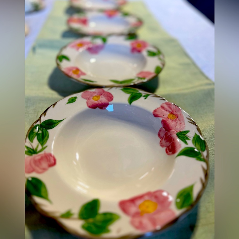 4-Desert Rose rim soup bowls (England)